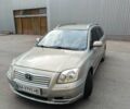 Серый Тойота Авенсис, объемом двигателя 2.2 л и пробегом 262 тыс. км за 6500 $, фото 1 на Automoto.ua