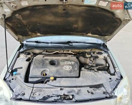 Серый Тойота Авенсис, объемом двигателя 2.2 л и пробегом 262 тыс. км за 6500 $, фото 10 на Automoto.ua