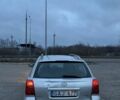 Серый Тойота Авенсис, объемом двигателя 2 л и пробегом 300 тыс. км за 2950 $, фото 4 на Automoto.ua