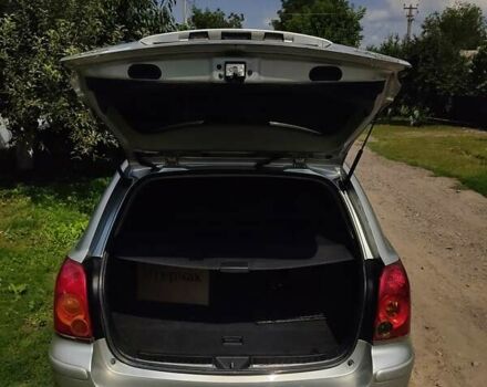 Сірий Тойота Авенсіс, об'ємом двигуна 2 л та пробігом 308 тис. км за 6500 $, фото 1 на Automoto.ua