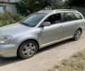 Серый Тойота Авенсис, объемом двигателя 2 л и пробегом 320 тыс. км за 1850 $, фото 1 на Automoto.ua
