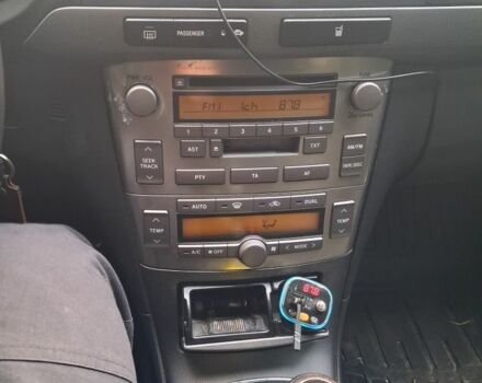 Сірий Тойота Авенсіс, об'ємом двигуна 0 л та пробігом 340 тис. км за 3650 $, фото 6 на Automoto.ua