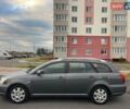 Серый Тойота Авенсис, объемом двигателя 1.79 л и пробегом 203 тыс. км за 7200 $, фото 2 на Automoto.ua