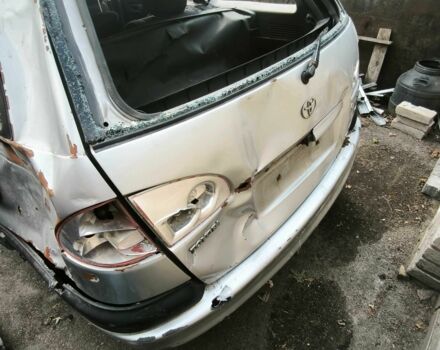 Сірий Тойота Авенсіс, об'ємом двигуна 2 л та пробігом 230 тис. км за 600 $, фото 4 на Automoto.ua