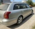 Серый Тойота Авенсис, объемом двигателя 2 л и пробегом 320 тыс. км за 1850 $, фото 2 на Automoto.ua