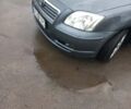 Серый Тойота Авенсис, объемом двигателя 2.2 л и пробегом 270 тыс. км за 5200 $, фото 1 на Automoto.ua