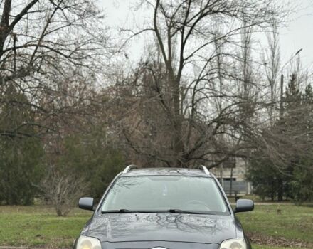 Серый Тойота Авенсис, объемом двигателя 2 л и пробегом 300 тыс. км за 3550 $, фото 1 на Automoto.ua