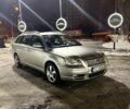Серый Тойота Авенсис, объемом двигателя 2 л и пробегом 300 тыс. км за 3100 $, фото 1 на Automoto.ua