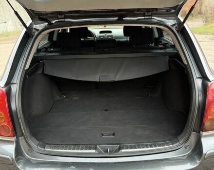 Серый Тойота Авенсис, объемом двигателя 2 л и пробегом 300 тыс. км за 3250 $, фото 22 на Automoto.ua