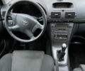 Серый Тойота Авенсис, объемом двигателя 2 л и пробегом 336 тыс. км за 2600 $, фото 11 на Automoto.ua