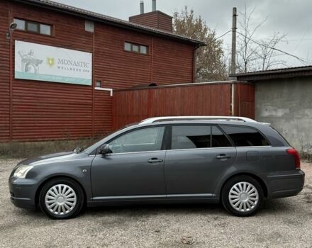 Серый Тойота Авенсис, объемом двигателя 2 л и пробегом 300 тыс. км за 3250 $, фото 3 на Automoto.ua