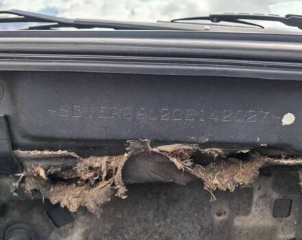 Серый Тойота Авенсис, объемом двигателя 1.8 л и пробегом 211 тыс. км за 5500 $, фото 17 на Automoto.ua