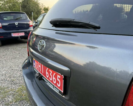 Серый Тойота Авенсис, объемом двигателя 2 л и пробегом 247 тыс. км за 6499 $, фото 31 на Automoto.ua
