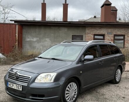 Серый Тойота Авенсис, объемом двигателя 2 л и пробегом 300 тыс. км за 3250 $, фото 2 на Automoto.ua