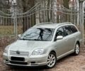 Серый Тойота Авенсис, объемом двигателя 2 л и пробегом 336 тыс. км за 2600 $, фото 1 на Automoto.ua