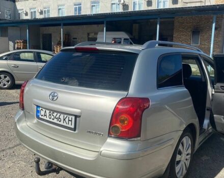 Серый Тойота Авенсис, объемом двигателя 2 л и пробегом 470 тыс. км за 3500 $, фото 6 на Automoto.ua