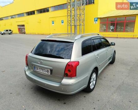 Серый Тойота Авенсис, объемом двигателя 2.2 л и пробегом 262 тыс. км за 6500 $, фото 3 на Automoto.ua