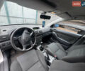 Серый Тойота Авенсис, объемом двигателя 2 л и пробегом 300 тыс. км за 6200 $, фото 5 на Automoto.ua