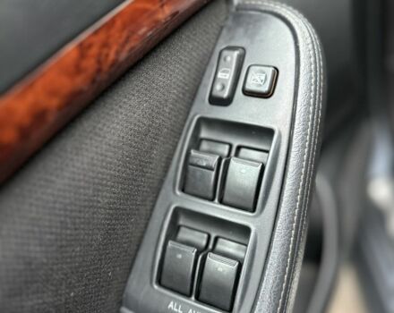 Серый Тойота Авенсис, объемом двигателя 2 л и пробегом 300 тыс. км за 3550 $, фото 18 на Automoto.ua