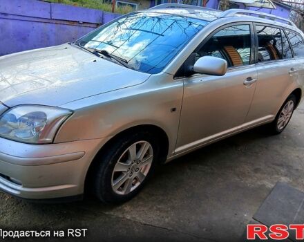 Серый Тойота Авенсис, объемом двигателя 2.2 л и пробегом 404 тыс. км за 5200 $, фото 1 на Automoto.ua