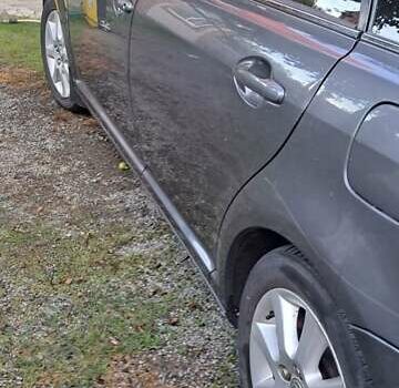 Серый Тойота Авенсис, объемом двигателя 2.2 л и пробегом 230 тыс. км за 4700 $, фото 2 на Automoto.ua