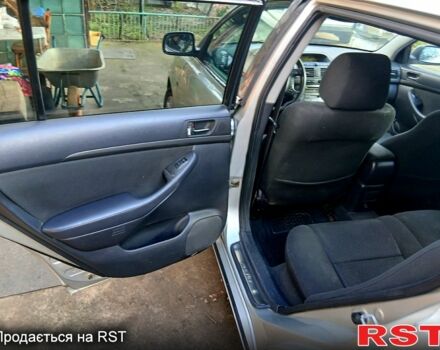 Серый Тойота Авенсис, объемом двигателя 2.2 л и пробегом 404 тыс. км за 5200 $, фото 11 на Automoto.ua