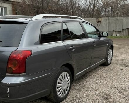 Серый Тойота Авенсис, объемом двигателя 2 л и пробегом 300 тыс. км за 3250 $, фото 9 на Automoto.ua