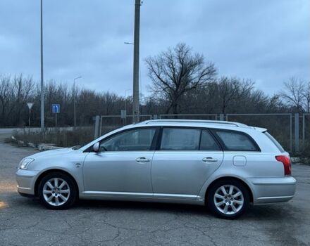 Серый Тойота Авенсис, объемом двигателя 2 л и пробегом 300 тыс. км за 2950 $, фото 6 на Automoto.ua