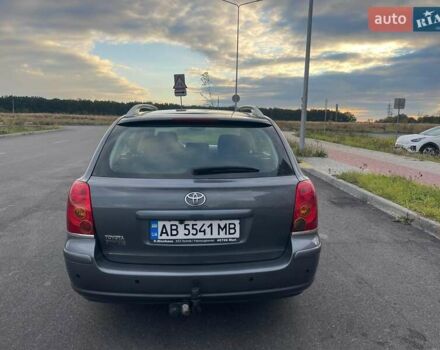 Серый Тойота Авенсис, объемом двигателя 1.79 л и пробегом 203 тыс. км за 7200 $, фото 7 на Automoto.ua