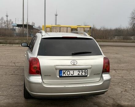 Серый Тойота Авенсис, объемом двигателя 2 л и пробегом 300 тыс. км за 3250 $, фото 6 на Automoto.ua