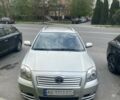 Сірий Тойота Авенсіс, об'ємом двигуна 2.2 л та пробігом 320 тис. км за 5300 $, фото 1 на Automoto.ua