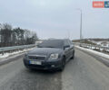 Серый Тойота Авенсис, объемом двигателя 2.2 л и пробегом 284 тыс. км за 5900 $, фото 1 на Automoto.ua