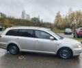 Сірий Тойота Авенсіс, об'ємом двигуна 2 л та пробігом 315 тис. км за 2219 $, фото 4 на Automoto.ua