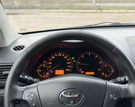 Серый Тойота Авенсис, объемом двигателя 2 л и пробегом 300 тыс. км за 3250 $, фото 14 на Automoto.ua