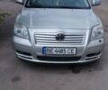 Серый Тойота Авенсис, объемом двигателя 2.2 л и пробегом 235 тыс. км за 6000 $, фото 1 на Automoto.ua