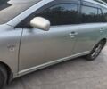 Серый Тойота Авенсис, объемом двигателя 2.23 л и пробегом 335 тыс. км за 5500 $, фото 3 на Automoto.ua