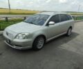 Серый Тойота Авенсис, объемом двигателя 1 л и пробегом 256 тыс. км за 6200 $, фото 1 на Automoto.ua