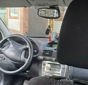 Серый Тойота Авенсис, объемом двигателя 2.2 л и пробегом 230 тыс. км за 4700 $, фото 4 на Automoto.ua