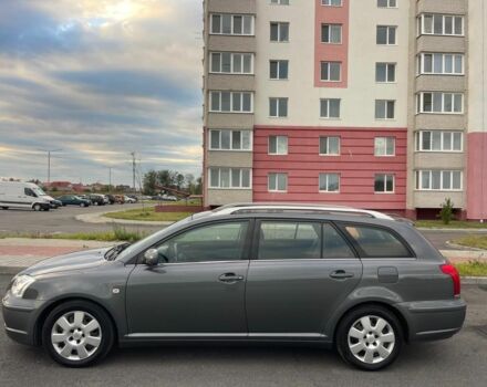 Серый Тойота Авенсис, объемом двигателя 1.8 л и пробегом 204 тыс. км за 6700 $, фото 3 на Automoto.ua
