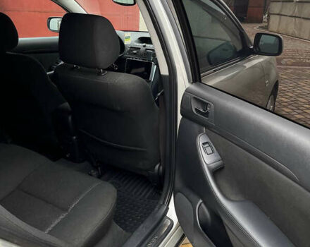 Серый Тойота Авенсис, объемом двигателя 1.79 л и пробегом 242 тыс. км за 6800 $, фото 24 на Automoto.ua