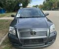 Серый Тойота Авенсис, объемом двигателя 2 л и пробегом 320 тыс. км за 2910 $, фото 1 на Automoto.ua