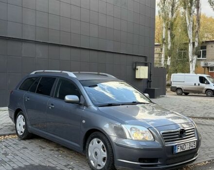 Сірий Тойота Авенсіс, об'ємом двигуна 2 л та пробігом 300 тис. км за 3100 $, фото 2 на Automoto.ua