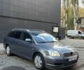 Сірий Тойота Авенсіс, об'ємом двигуна 2 л та пробігом 300 тис. км за 3100 $, фото 2 на Automoto.ua