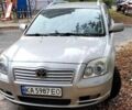 Серый Тойота Авенсис, объемом двигателя 2.2 л и пробегом 346 тыс. км за 5000 $, фото 1 на Automoto.ua