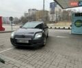 Сірий Тойота Авенсіс, об'ємом двигуна 2.23 л та пробігом 405 тис. км за 5700 $, фото 1 на Automoto.ua