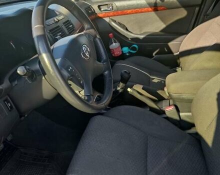 Серый Тойота Авенсис, объемом двигателя 2 л и пробегом 239 тыс. км за 6500 $, фото 9 на Automoto.ua