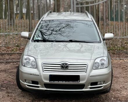 Серый Тойота Авенсис, объемом двигателя 2 л и пробегом 336 тыс. км за 2600 $, фото 4 на Automoto.ua