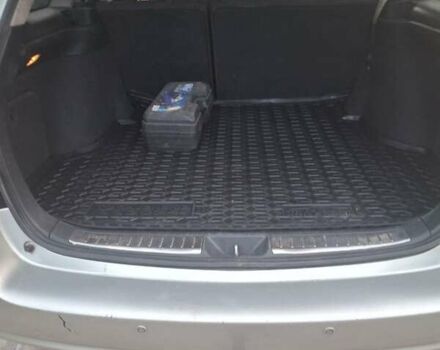 Серый Тойота Авенсис, объемом двигателя 2.23 л и пробегом 335 тыс. км за 5500 $, фото 13 на Automoto.ua