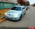 Сірий Тойота Авенсіс, об'ємом двигуна 2.2 л та пробігом 256 тис. км за 6200 $, фото 1 на Automoto.ua
