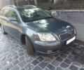 Серый Тойота Авенсис, объемом двигателя 2 л и пробегом 390 тыс. км за 2685 $, фото 1 на Automoto.ua